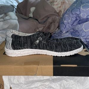 Brand new never wore hey dudes